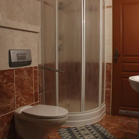 Patriot Hotel 4*