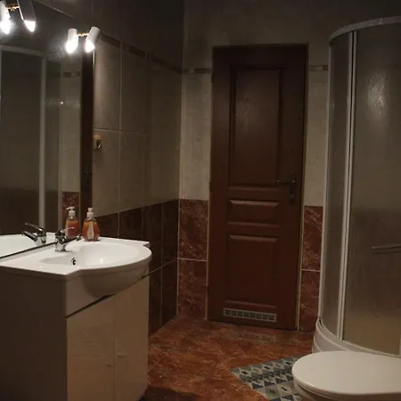 Patriot Hotel 4*
