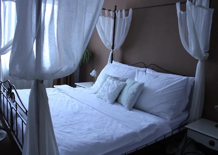 Patriot Hotel 4*